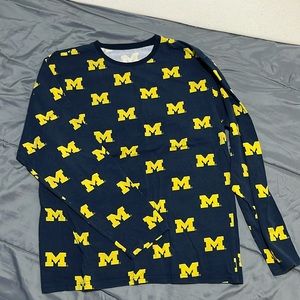 UNIVERSITY OF MICHIGAN LONG SLEEVE SHIRT